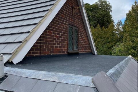 Fibreglass Flat Roof Specialists Oxfordshire, Surrey & Berkshire