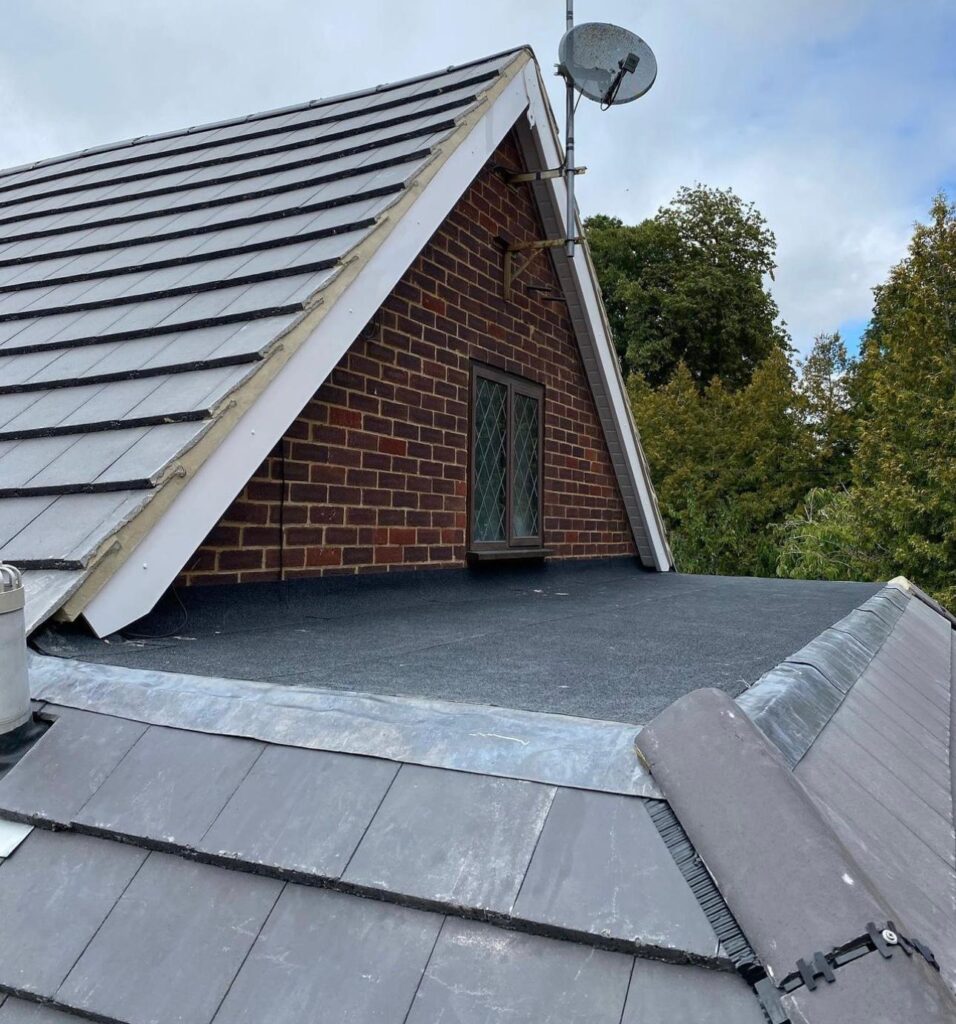 Fibreglass roofers near me Oxfordshire, Surrey & Berkshire