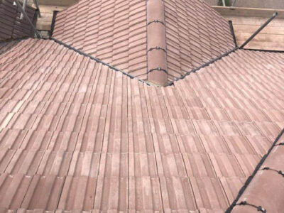 Roof cleaner near Oxfordshire, Surrey & Berkshire