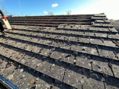 Roof tile replacement contractor Oxfordshire, Surrey & Berkshire